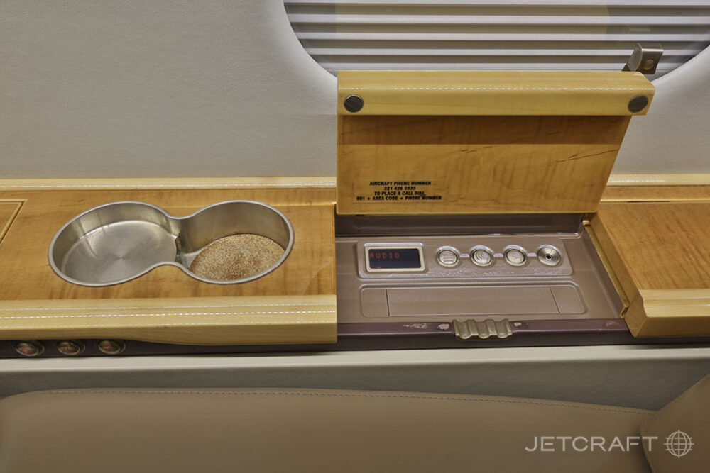 2011 Bombardier Challenger 605 S/N 5870