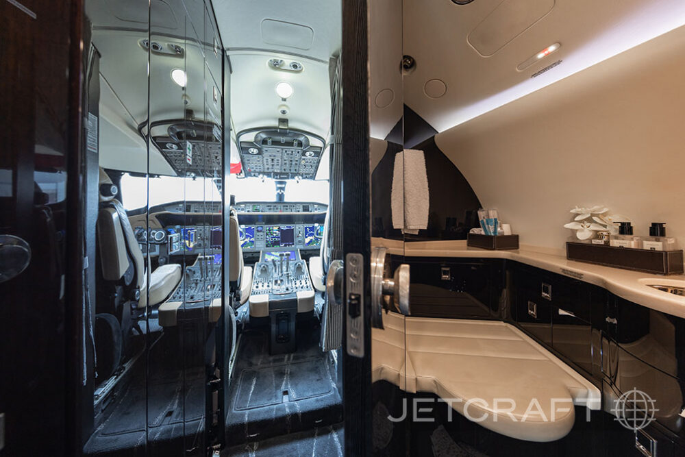 2014 Bombardier Global 6000 S/N 9541