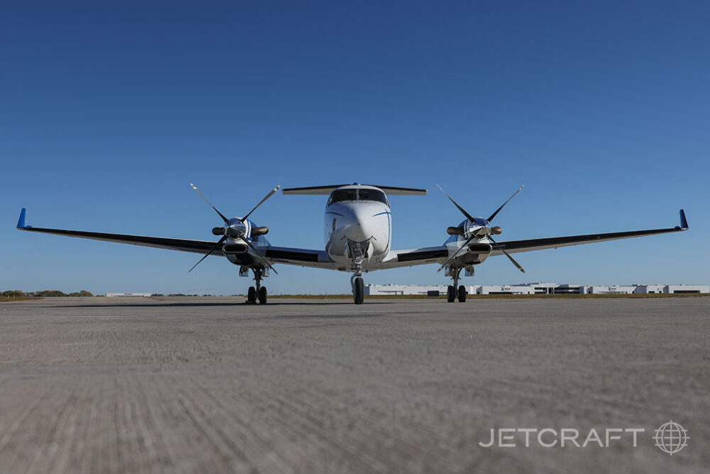 2016 Beechcraft King Air 350i S/N FL-1049