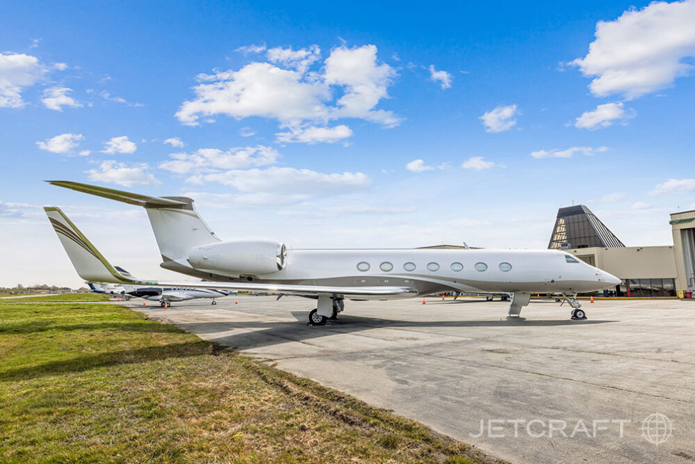 2011 Gulfstream G550 S/N 5304