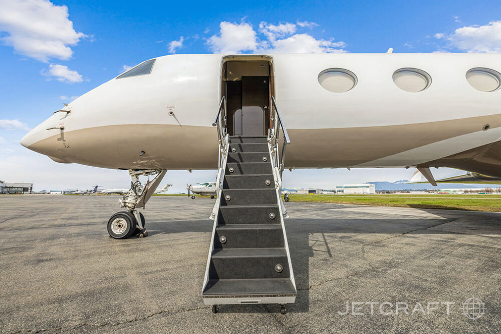 2011 Gulfstream G550 S/N 5304