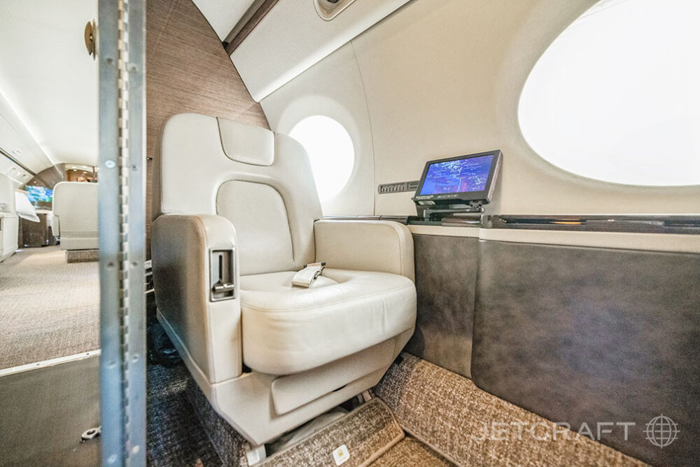 2011 Gulfstream G550 S/N 5304