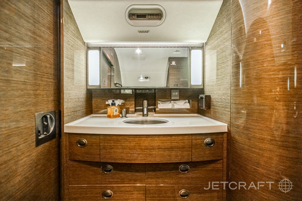 2011 Gulfstream G550 S/N 5304