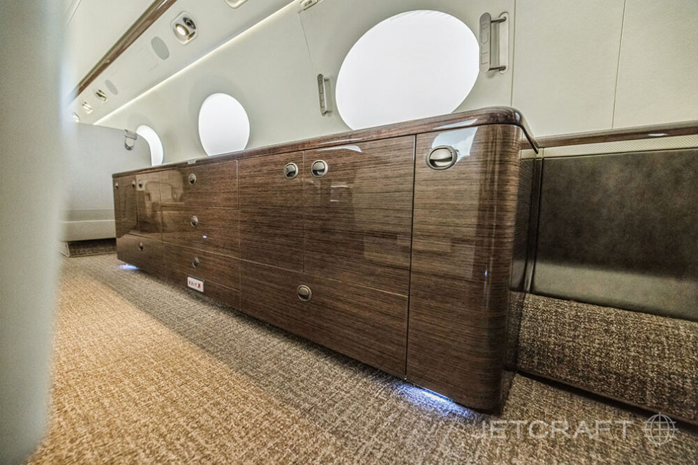 2011 Gulfstream G550 S/N 5304