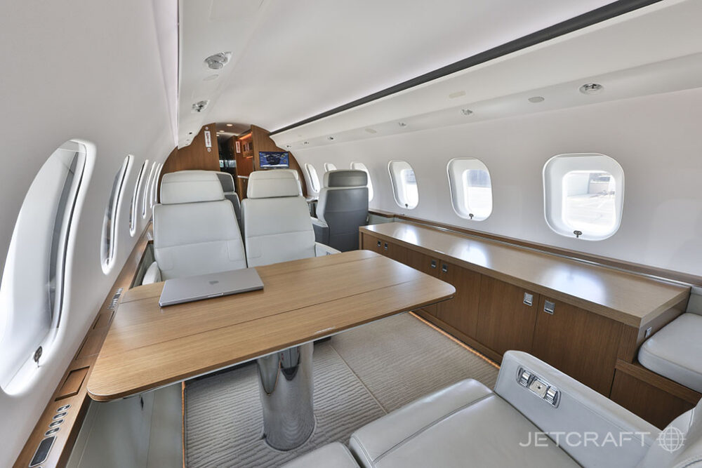 2019 Bombardier Global 6000 S/N 9864