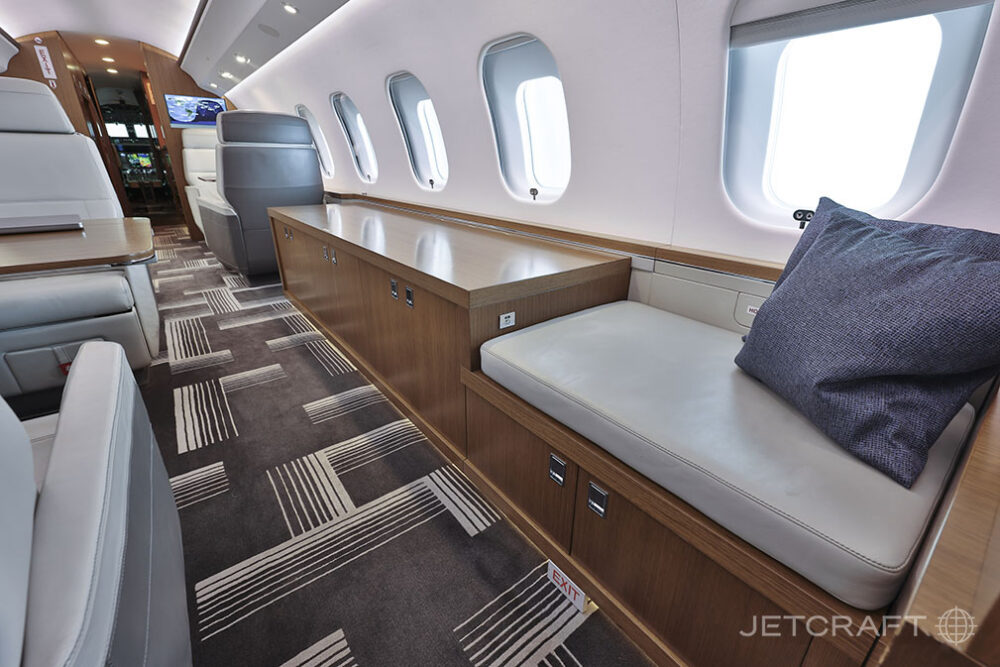 2019 Bombardier Global 6000 S/N 9864