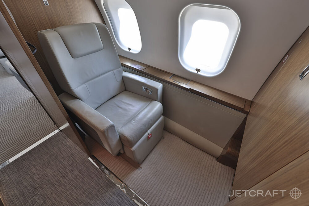 2019 Bombardier Global 6000 S/N 9864
