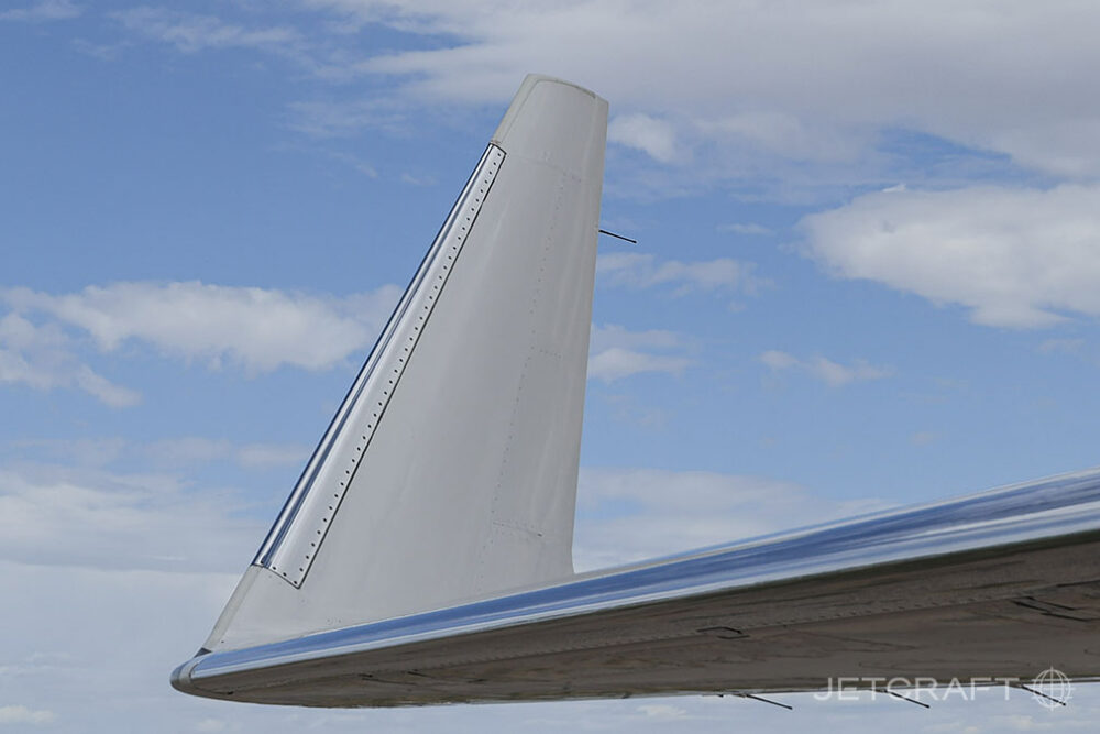 2019 Bombardier Global 6000 S/N 9864