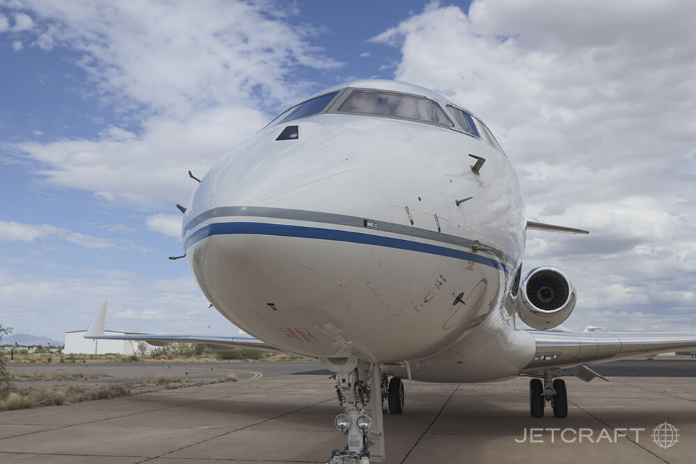 2019 Bombardier Global 6000 S/N 9864