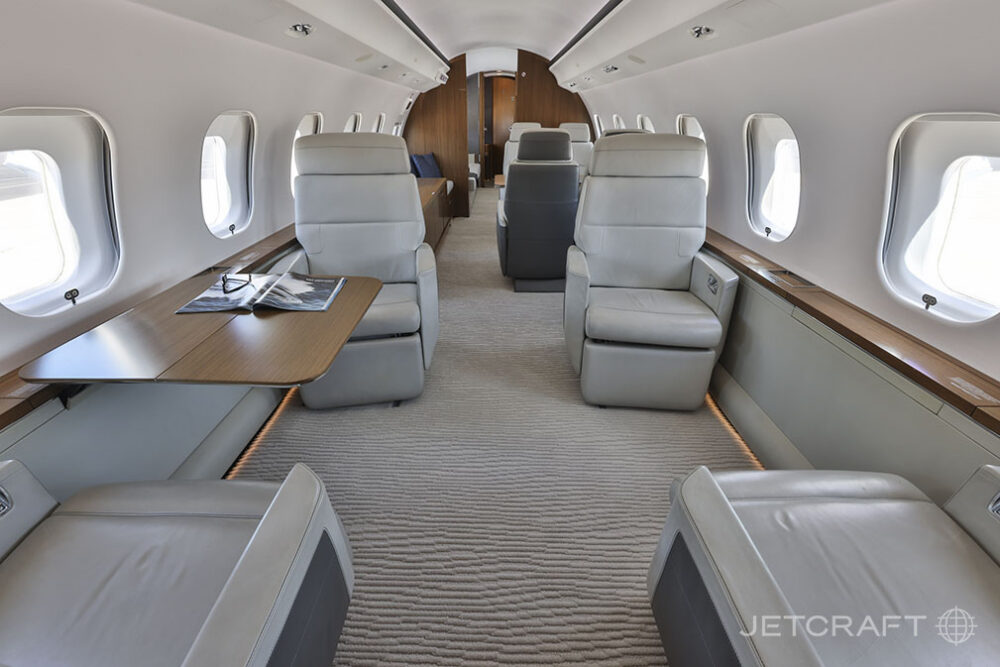 2019 Bombardier Global 6000 S/N 9864