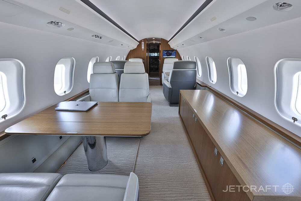 2019 Bombardier Global 6000 S/N 9864