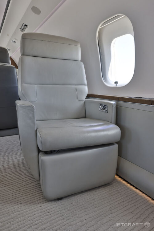 2019 Bombardier Global 6000 S/N 9864
