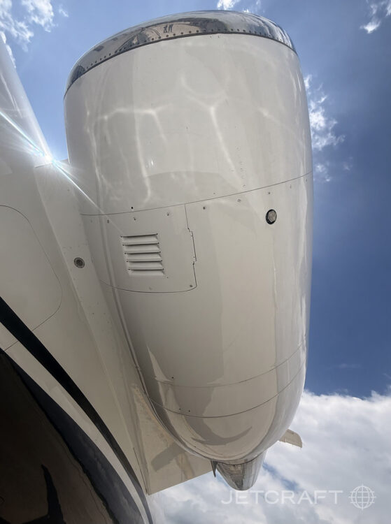 2010 Bombardier Challenger 605 S/N 5821