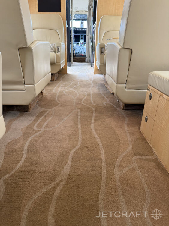 2010 Bombardier Challenger 605 S/N 5821