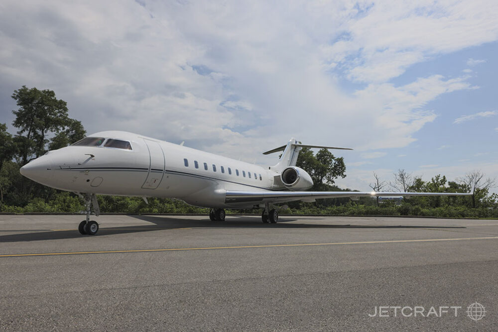 2017 Bombardier Global 5000 S/N 9786