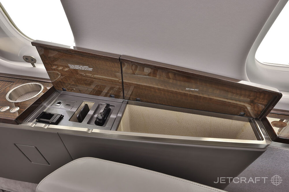 2017 Bombardier Global 5000 S/N 9786