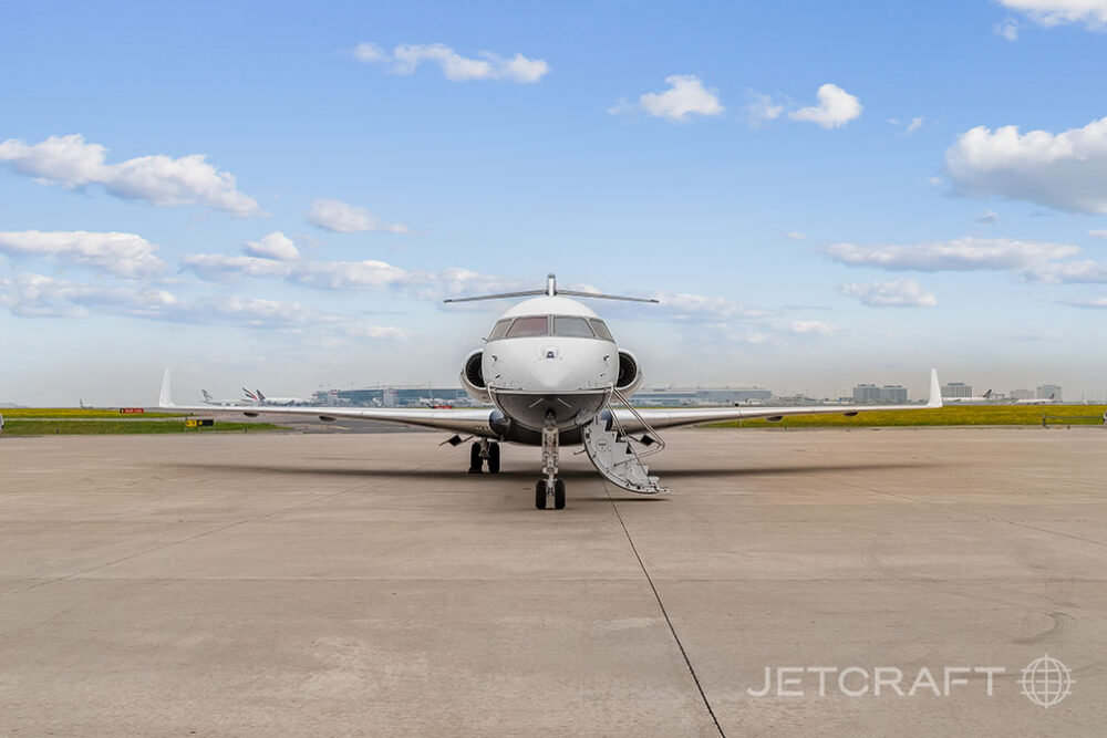 2013 Bombardier Global 6000 S/N 9522