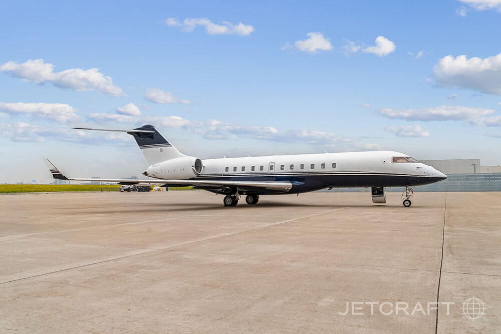 2013 Bombardier Global 6000 S/N 9522