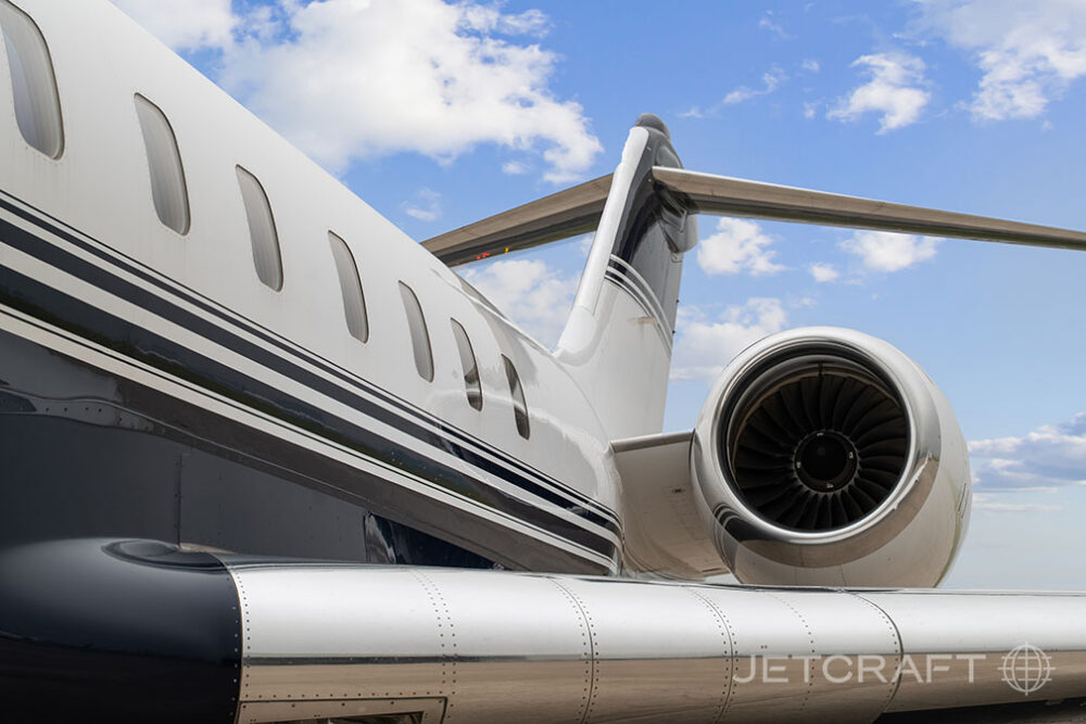 2013 Bombardier Global 6000 S/N 9522