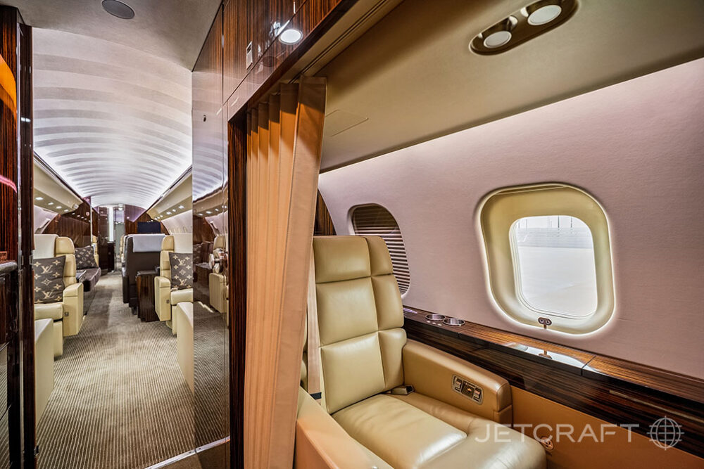 2013 Bombardier Global 6000 S/N 9522