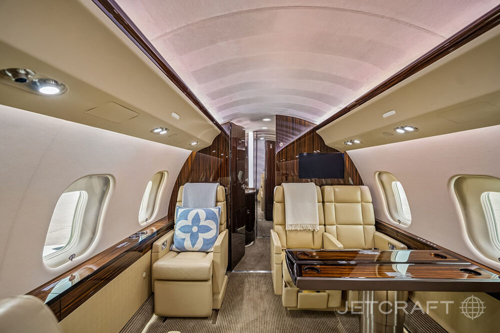 2013 Bombardier Global 6000 S/N 9522