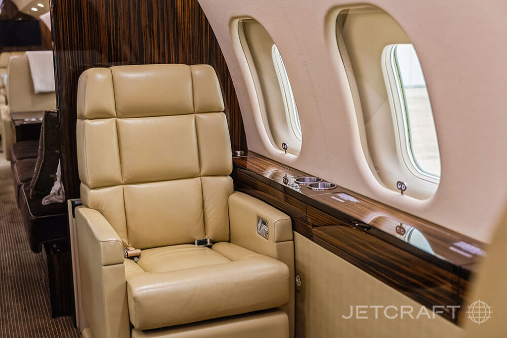 2013 Bombardier Global 6000 S/N 9522