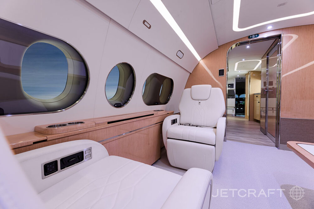 2025 Airbus A220