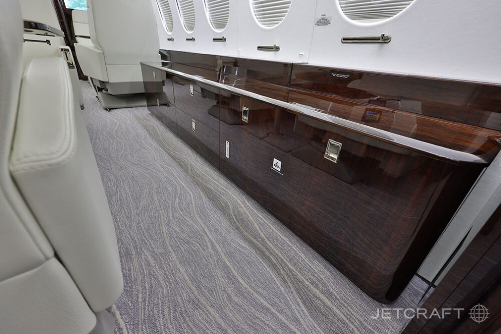 2006 Dassault Falcon 7X S/N 002