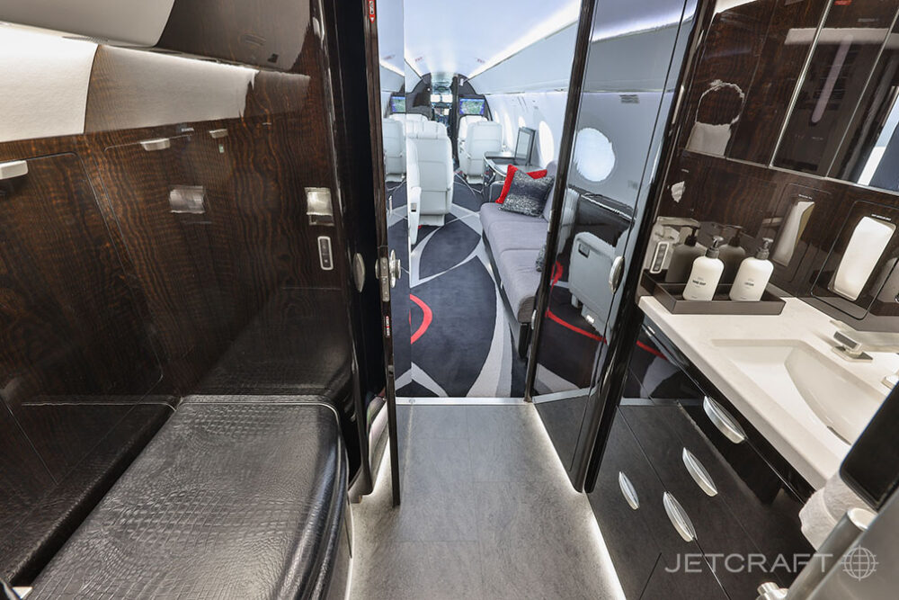 2022 Gulfstream G600 S/N 73099