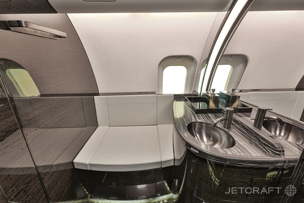 2023 Bombardier Global 5500 S/N 60106