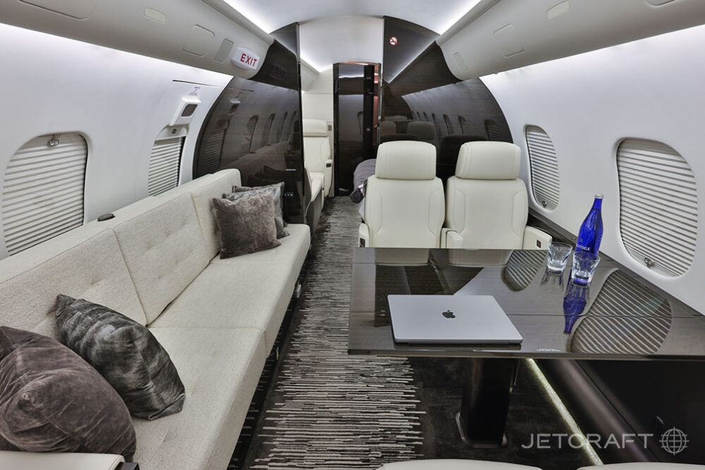 2023 Bombardier Global 5500 S/N 60106