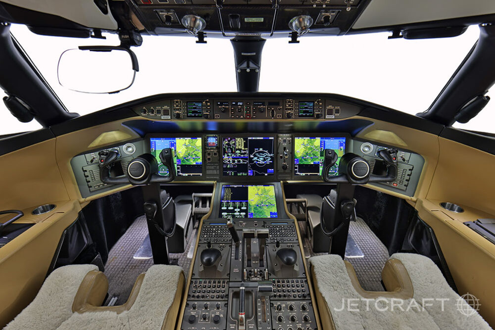2017 Bombardier Global 6000 S/N 9796