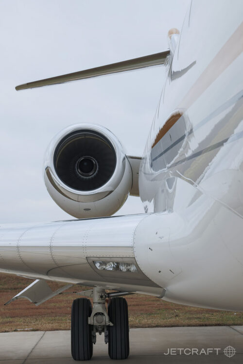 2017 Bombardier Global 6000 S/N 9796