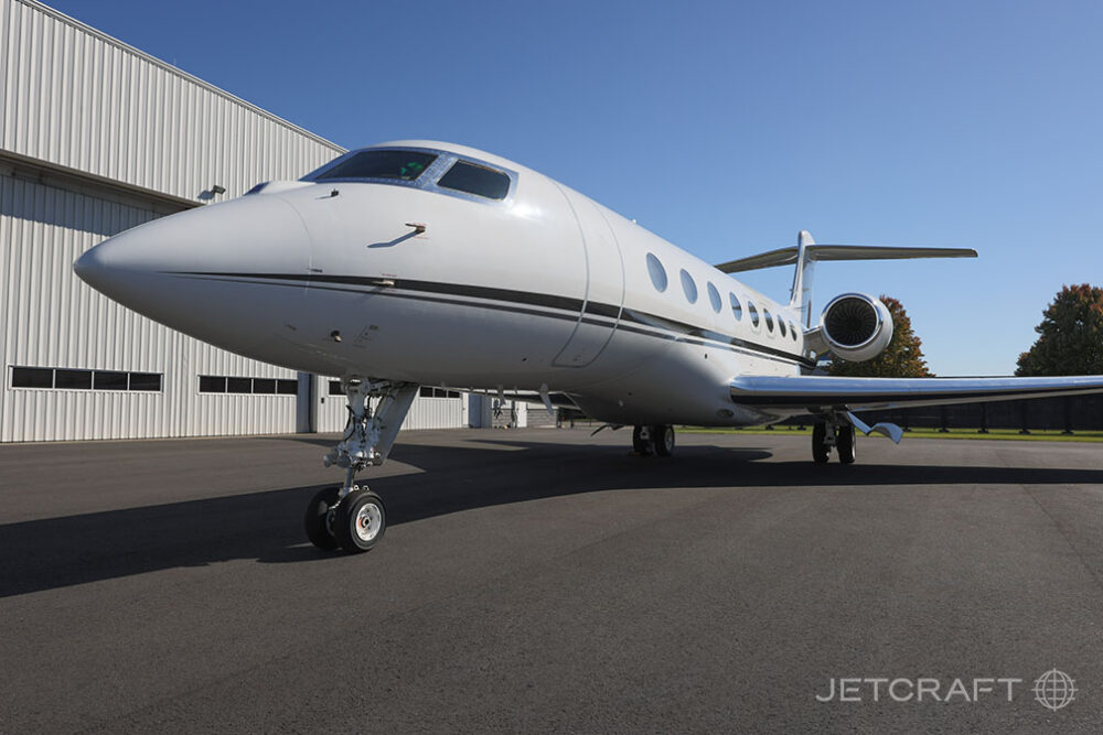 2013 Gulfstream G650ER S/N 6041