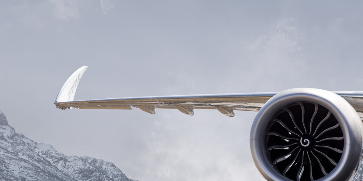 What makes a successful commercial aircraft transaction?